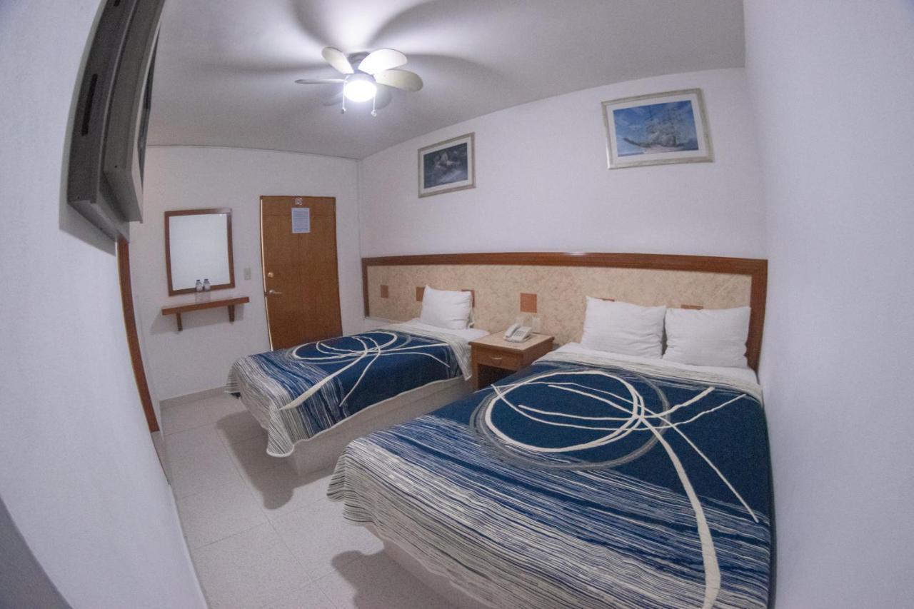 Hotel Niza Zona Piel Леон Экстерьер фото